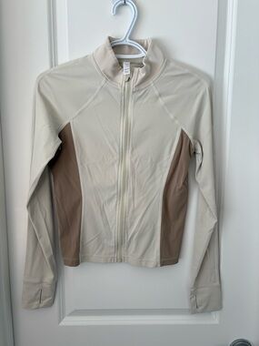 Light Beige Full-Zip Women’s Jacket with Taupe Side Panels